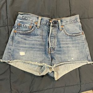 ‼️SOLD‼️Lightly Distressed Denim Shorts